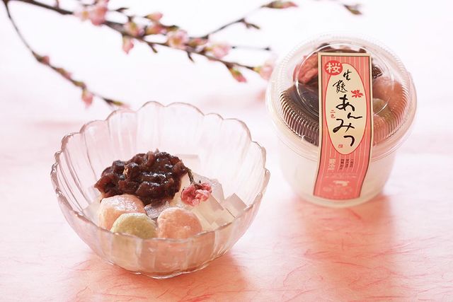 三昇堂小倉の “春限定 和スイーツ”「桜生麸あんみつ」