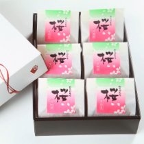 桜わらびもち【京阿月】