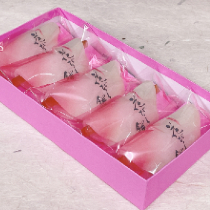 花びら餅【船屋秋月】